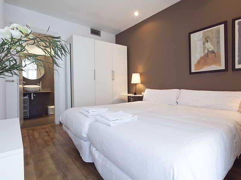 Inside Barcelona Apartments Sants Luaran gambar