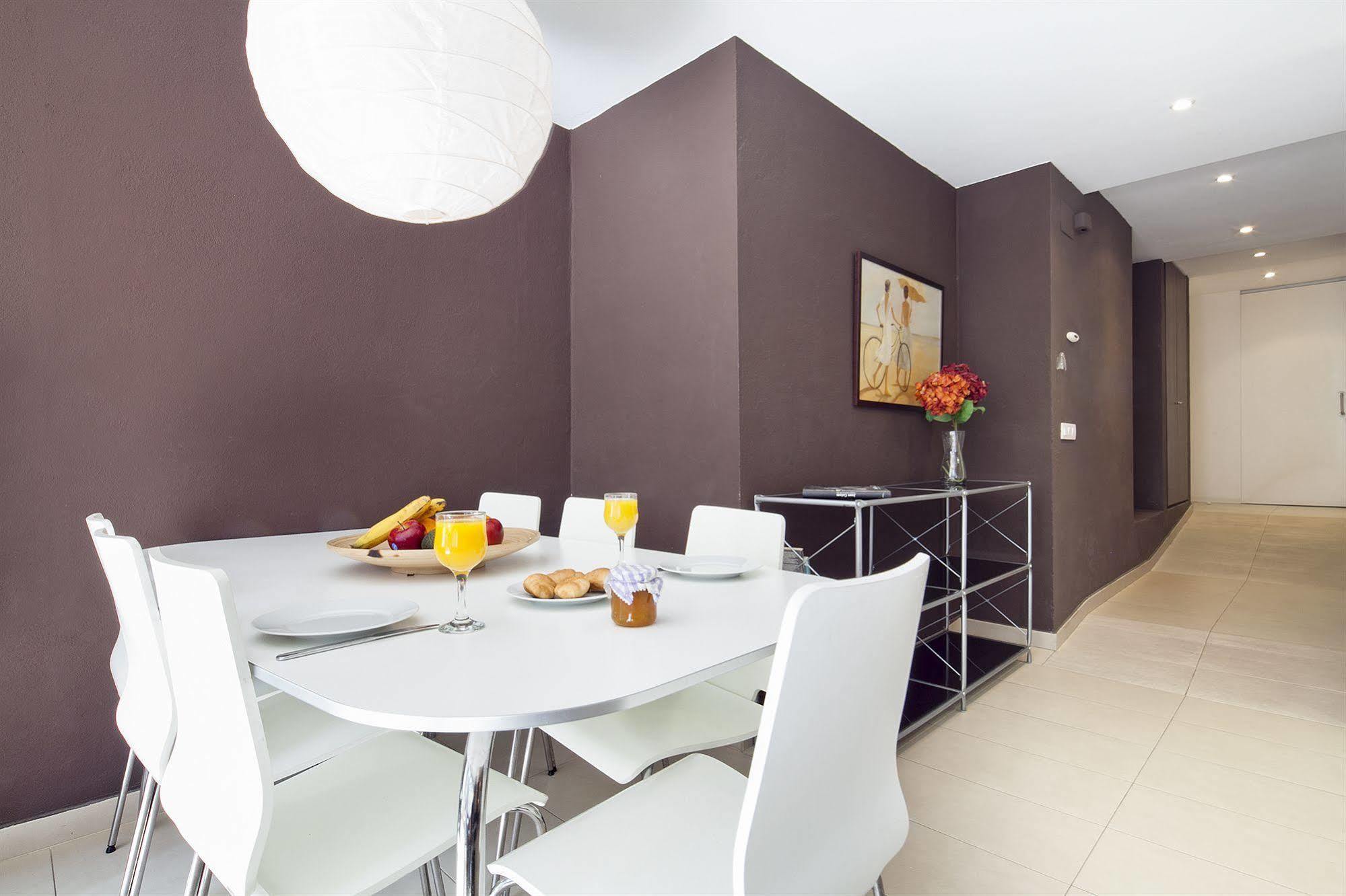 Inside Barcelona Apartments Sants Luaran gambar