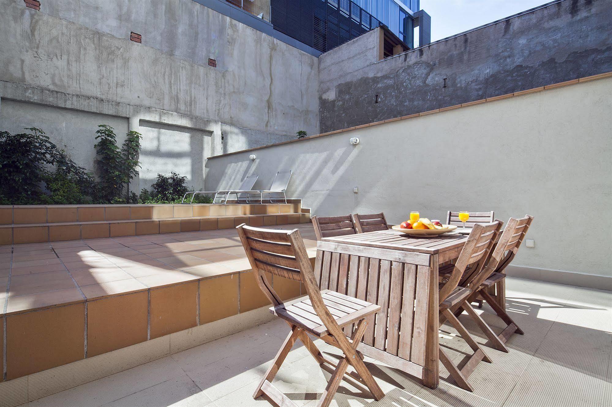 Inside Barcelona Apartments Sants Luaran gambar