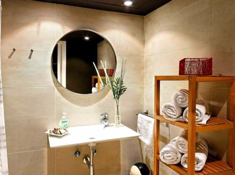 Inside Barcelona Apartments Sants Luaran gambar
